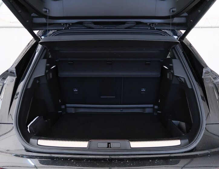 DS Automobiles DS7 Crossback SUV / Terénní 1,6 l 147 kw