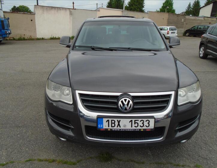 Volkswagen Touareg 7