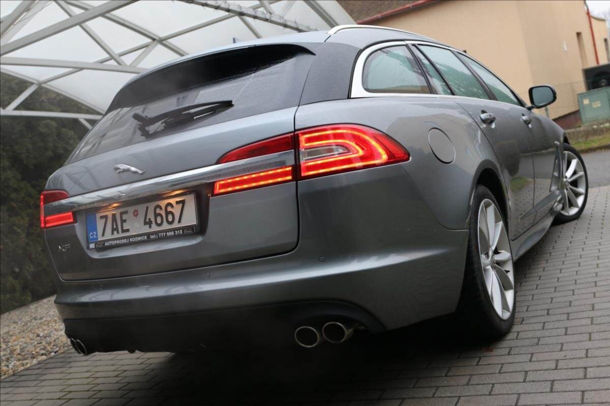 Jaguar XF Kombi 3,0 l 177 kw