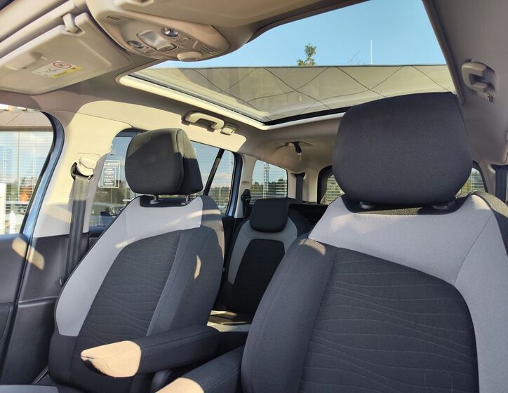Citroën Grand C4 Picasso 16
