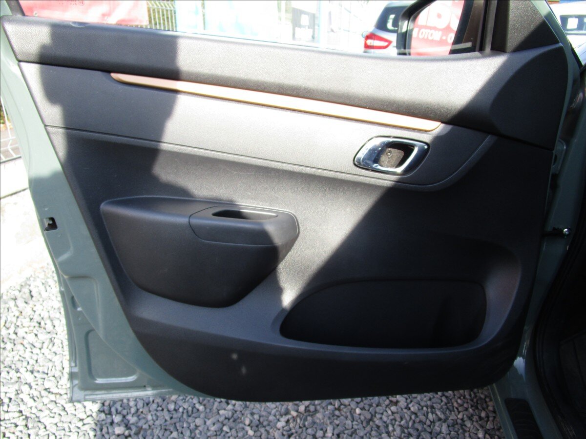 Dacia Spring Hatchback 0,0 48 kw