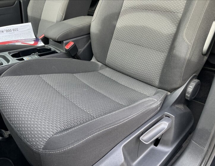 Volkswagen Touran MPV 2,0 l 110 kw