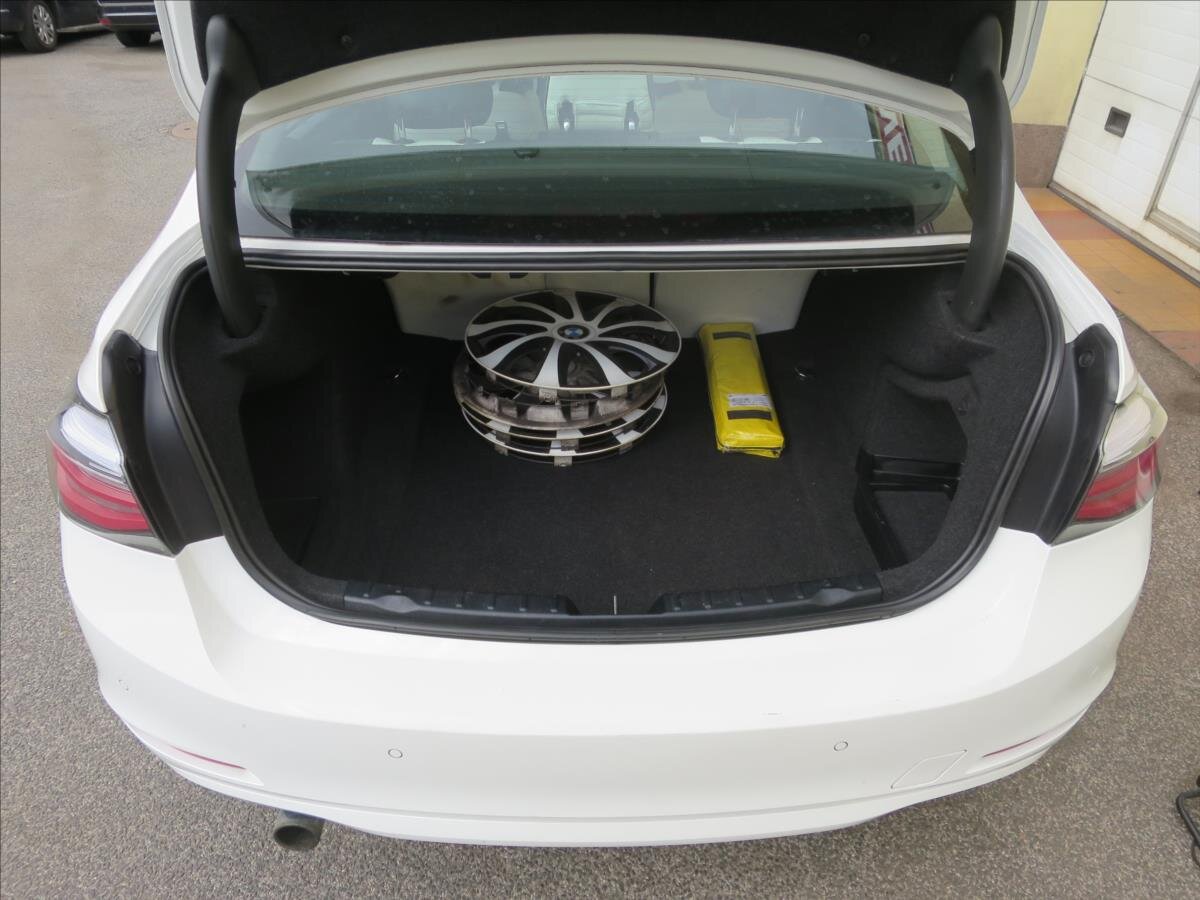 BMW Řada 3 Sedan 2,0 l 85 kw