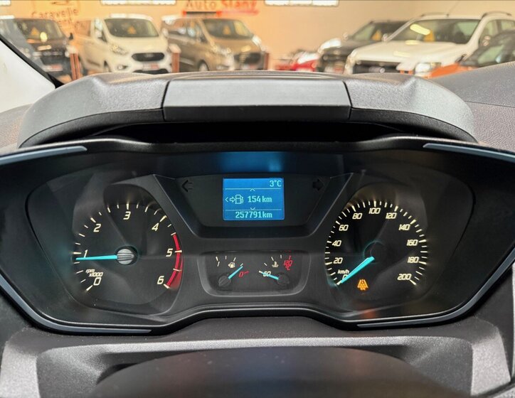 Ford Tourneo Custom MPV 2,2 l 92 kw