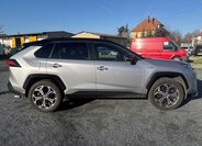 Toyota RAV4 8