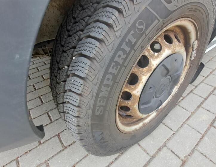 Ford Transit Custom Skříň 2,2 l 74 kw