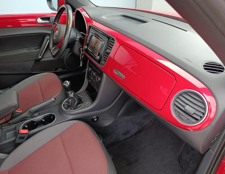 Volkswagen Beetle Kabriolet 1,2 l 77 kw
