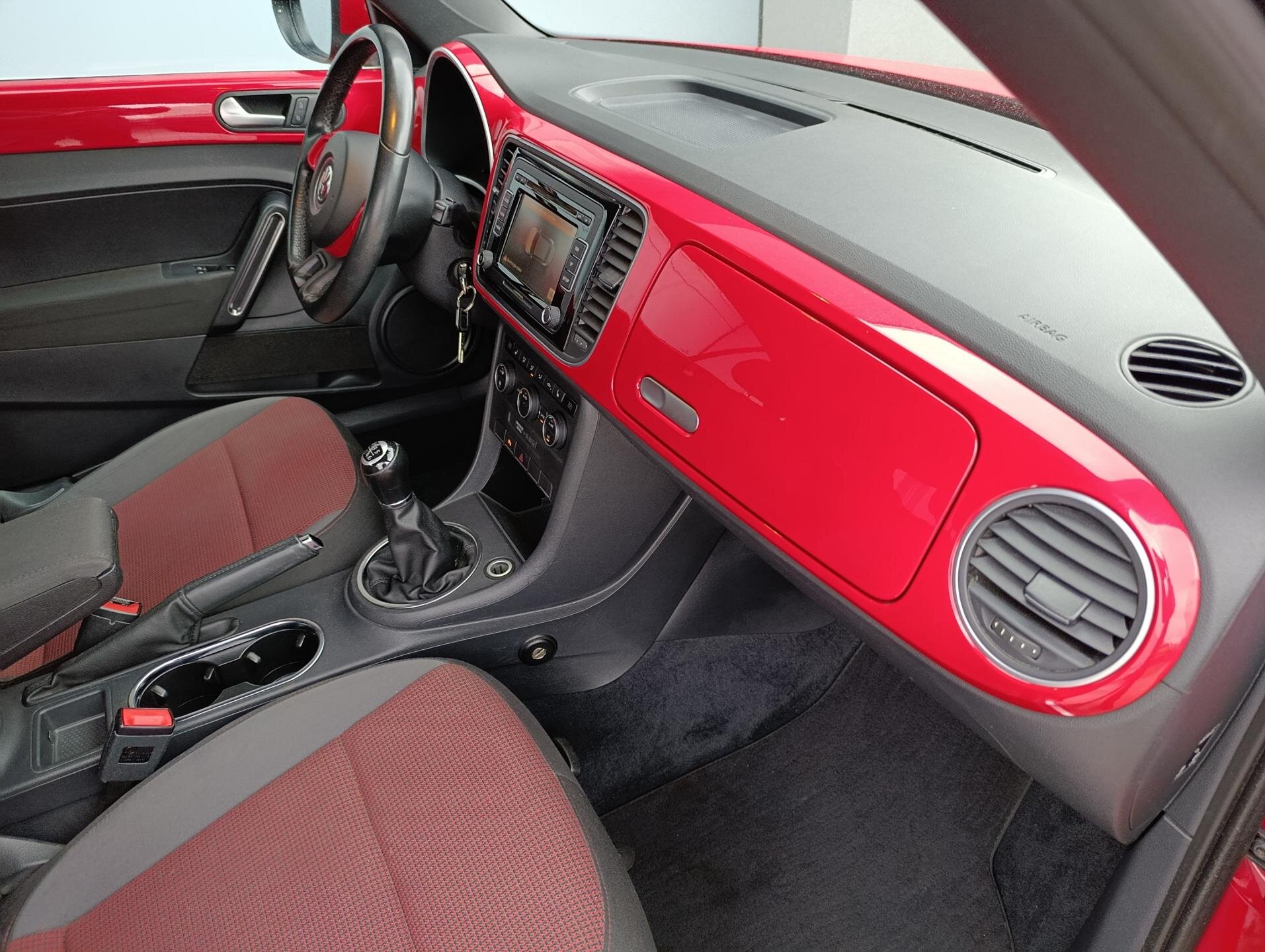 Volkswagen Beetle Kabriolet 1,2 l 77 kw