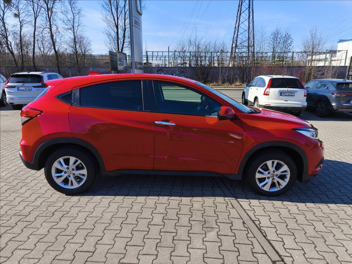 Honda HR-V SUV / Terénní 1,5 l 96 kw
