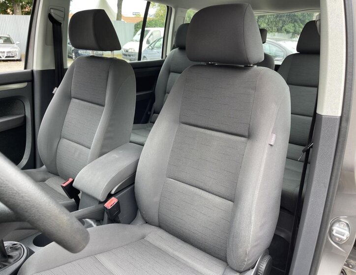 Volkswagen Touran MPV 2,0 l 80 kw