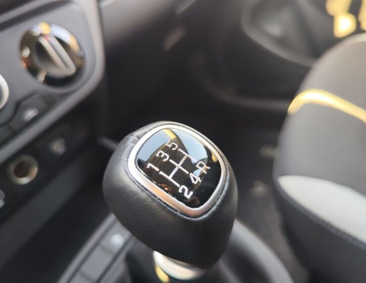 Hyundai i10 Hatchback 998,0 49 kw