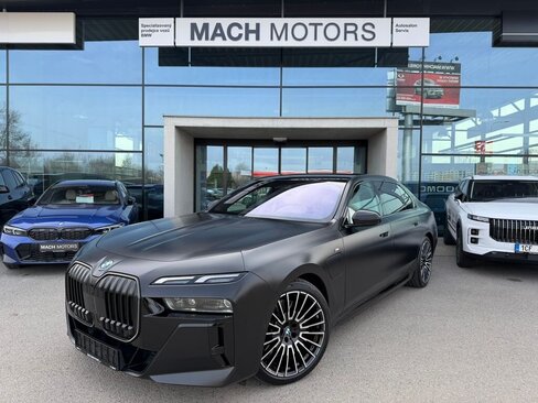 BMW Řada 7 Sedan / Limuzína 3,0 l 360 kw