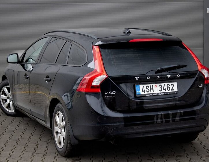 Volvo V60 8