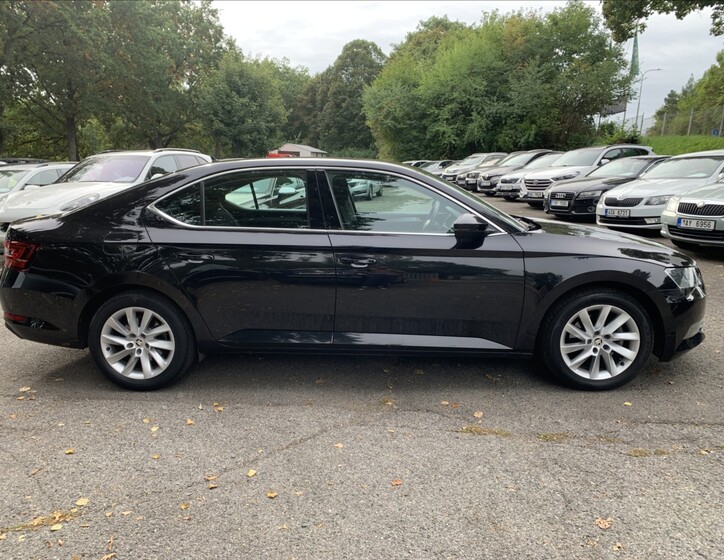 Škoda Superb 4