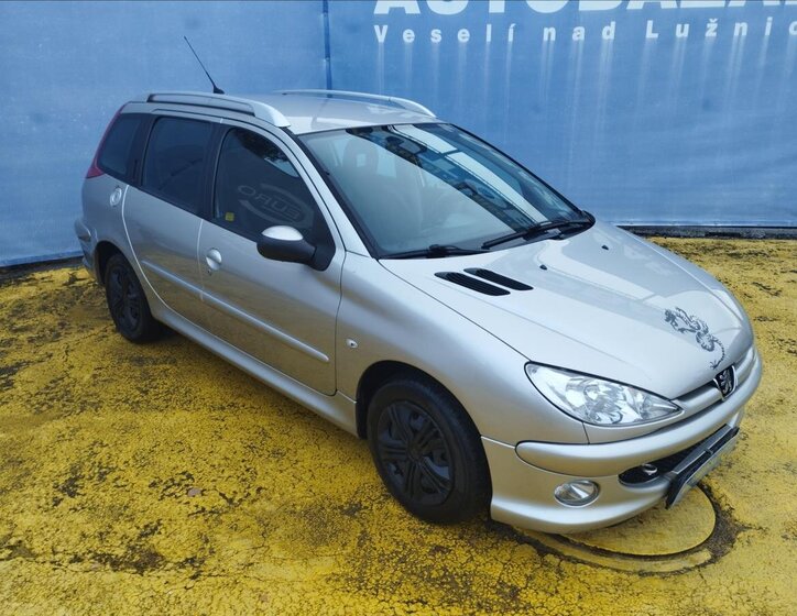 Peugeot 206 3