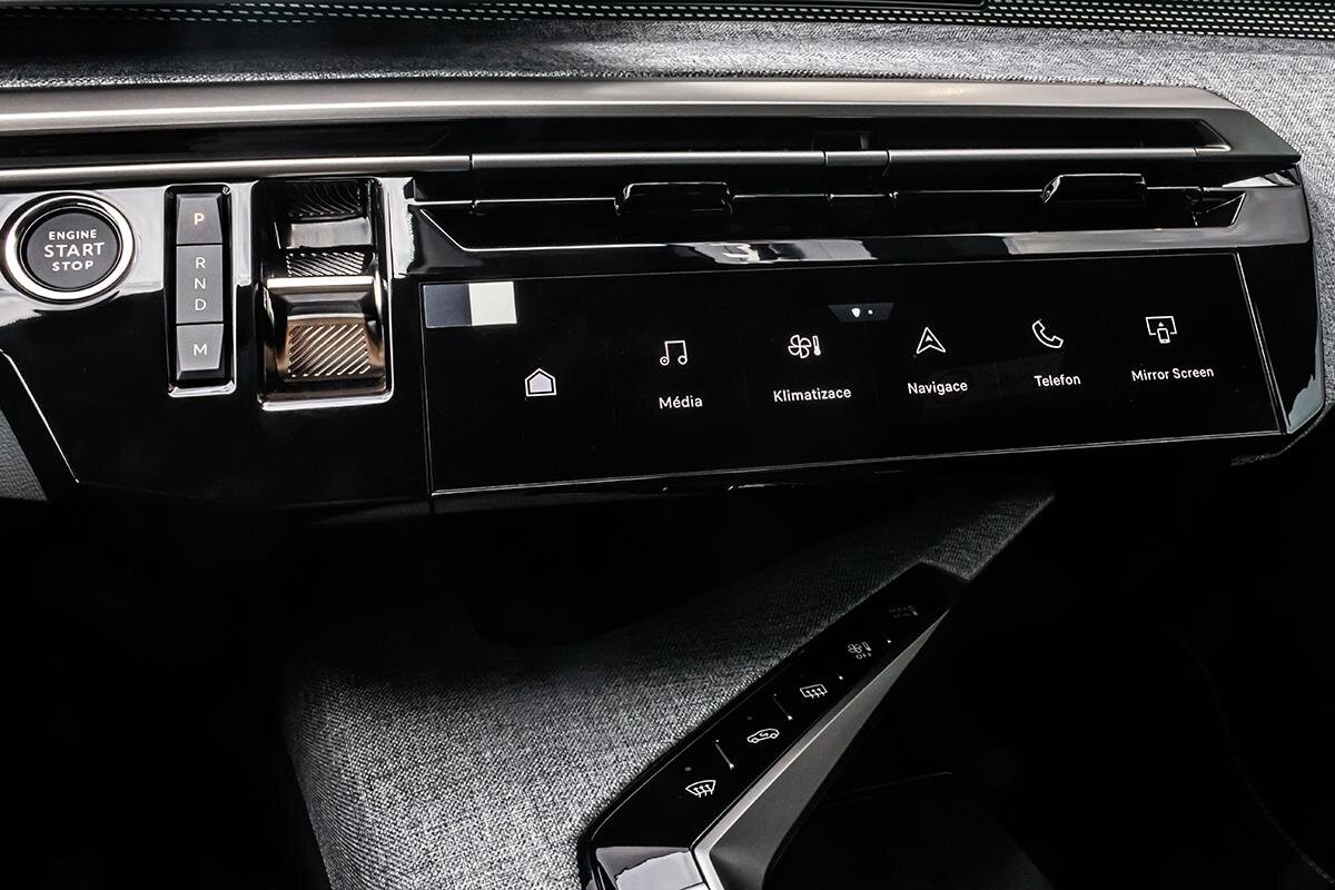 Peugeot 3008 Sedan 1,2 l 136 kw