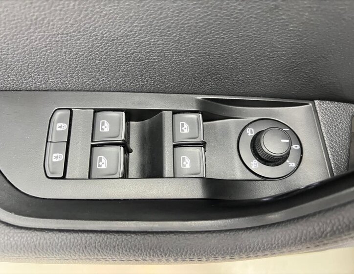 Škoda Superb Sedan 2,0 l 140 kw