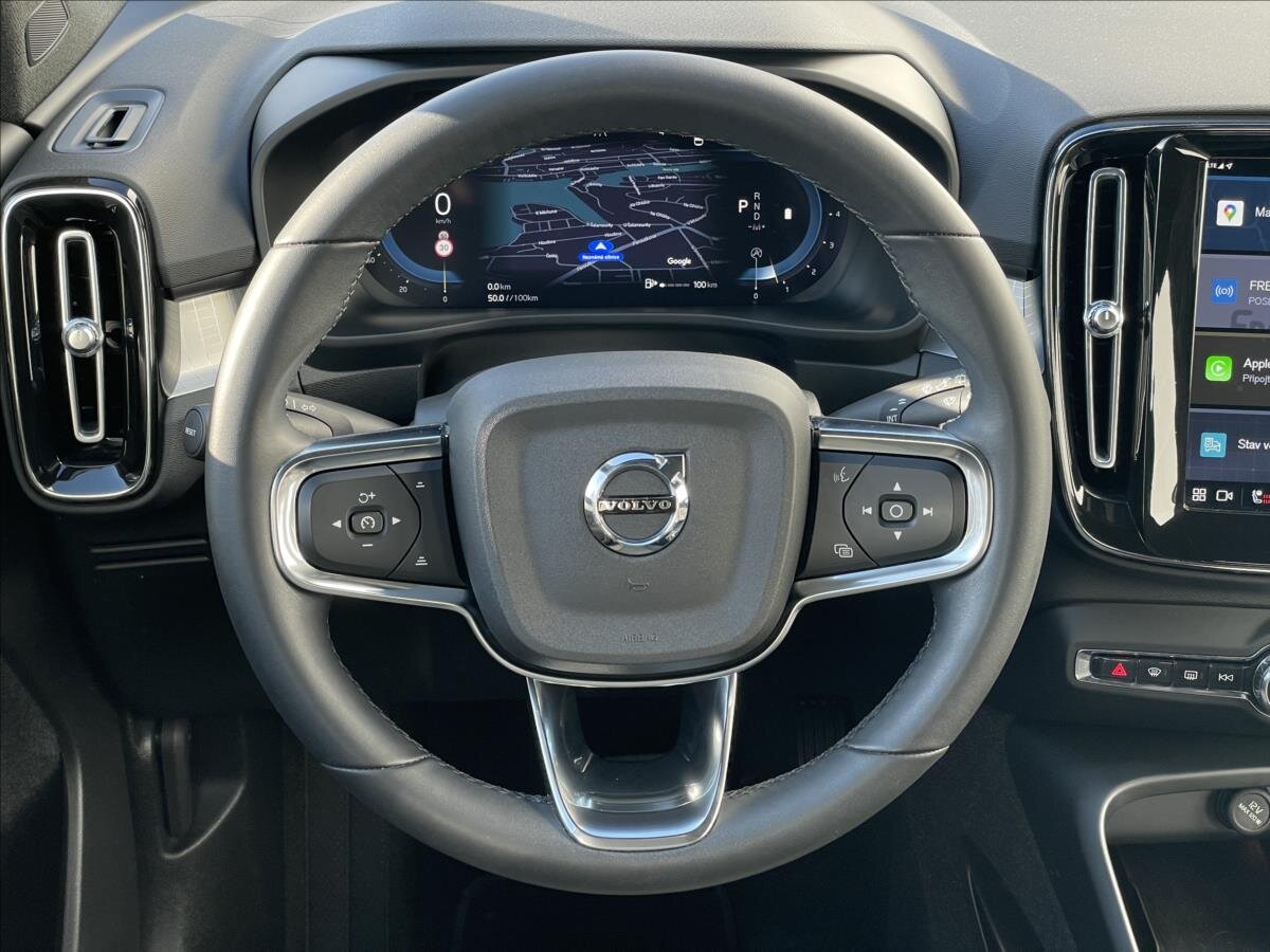 Volvo XC40 SUV 2,0 l 145 kw