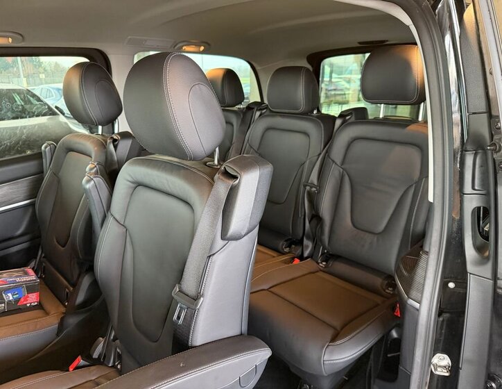 Mercedes-Benz Třídy V 16