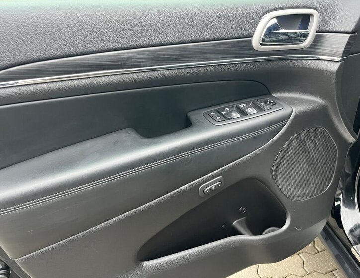 Jeep Grand Cherokee 7