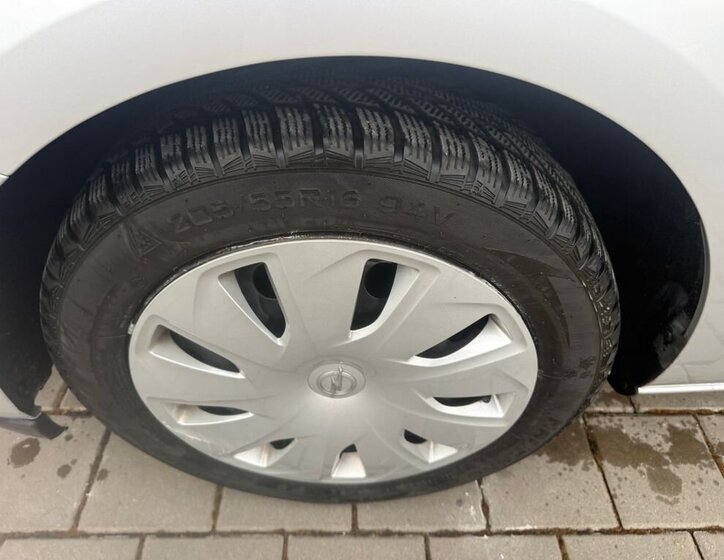 Opel Astra Kombi 1,2 l 81 kw