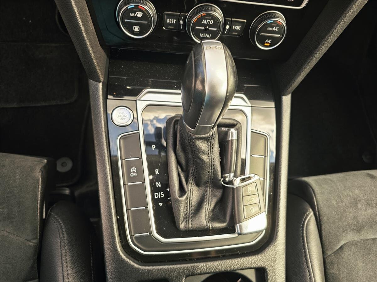 Volkswagen Passat Kombi 1,4 l 110 kw