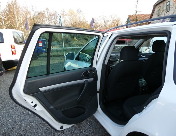 Škoda Octavia Kombi 2,0 l 103 kw