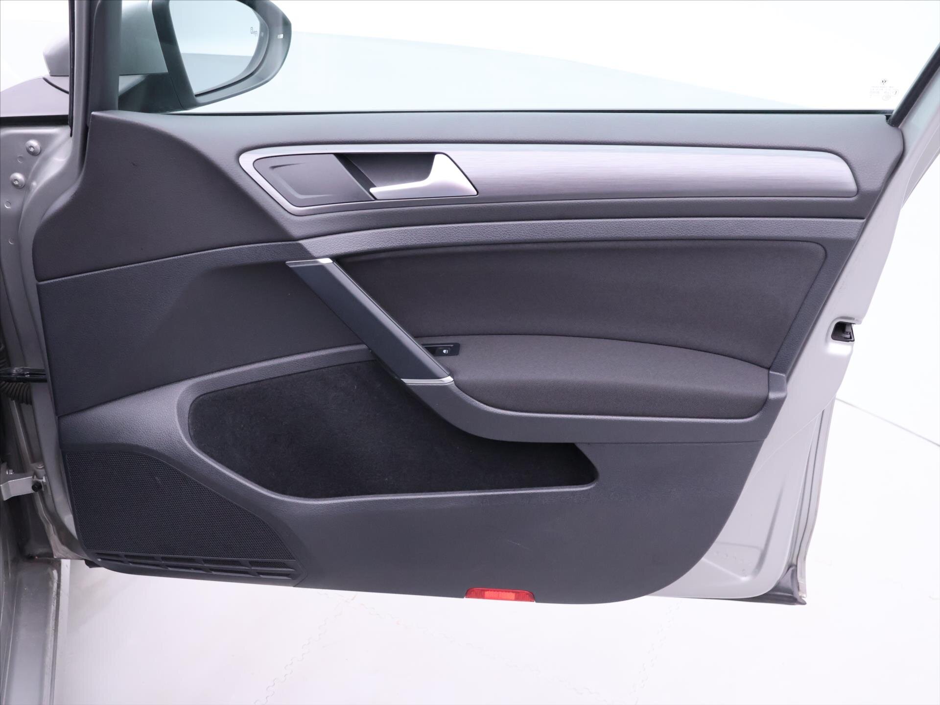 Volkswagen Golf Kombi 1,6 l 85 kw