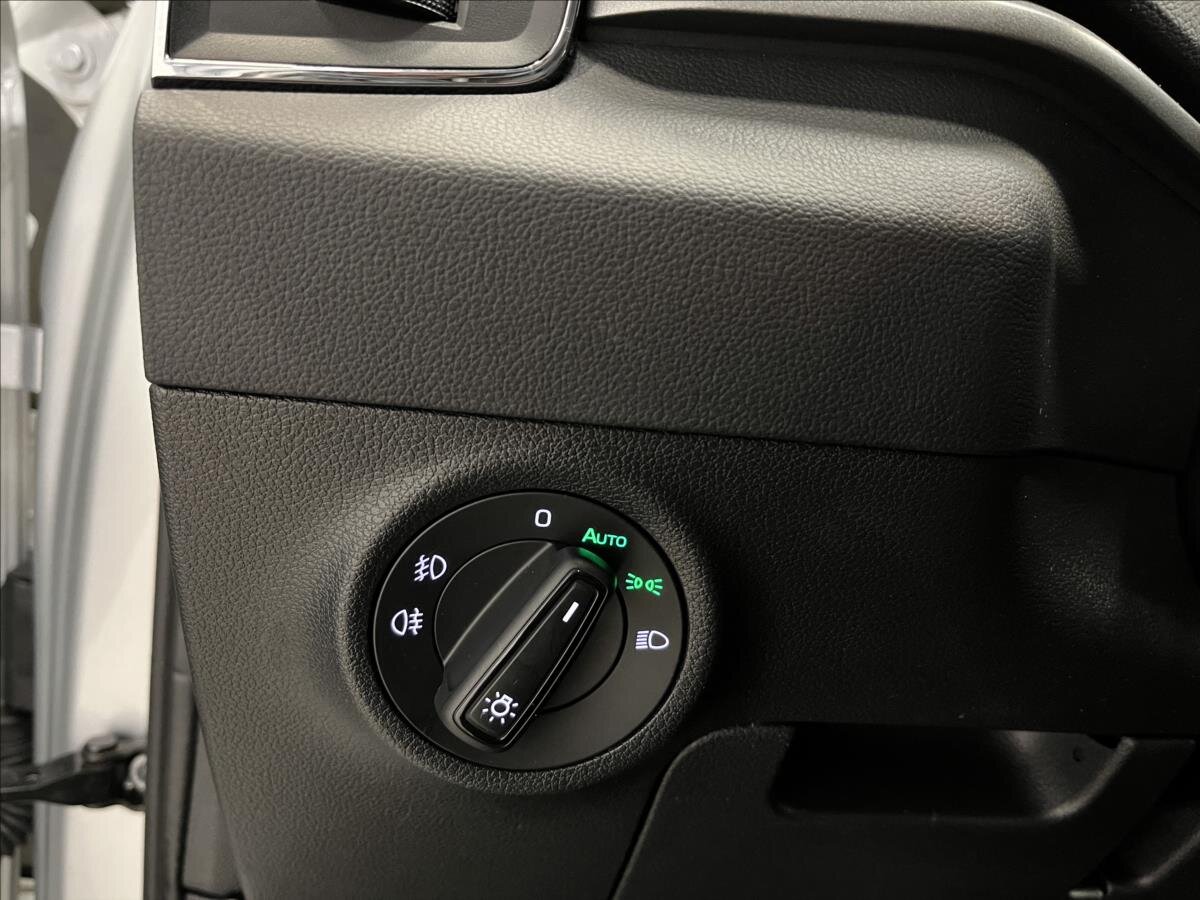 Škoda Karoq SUV / Terénní 1,5 l 110 kw