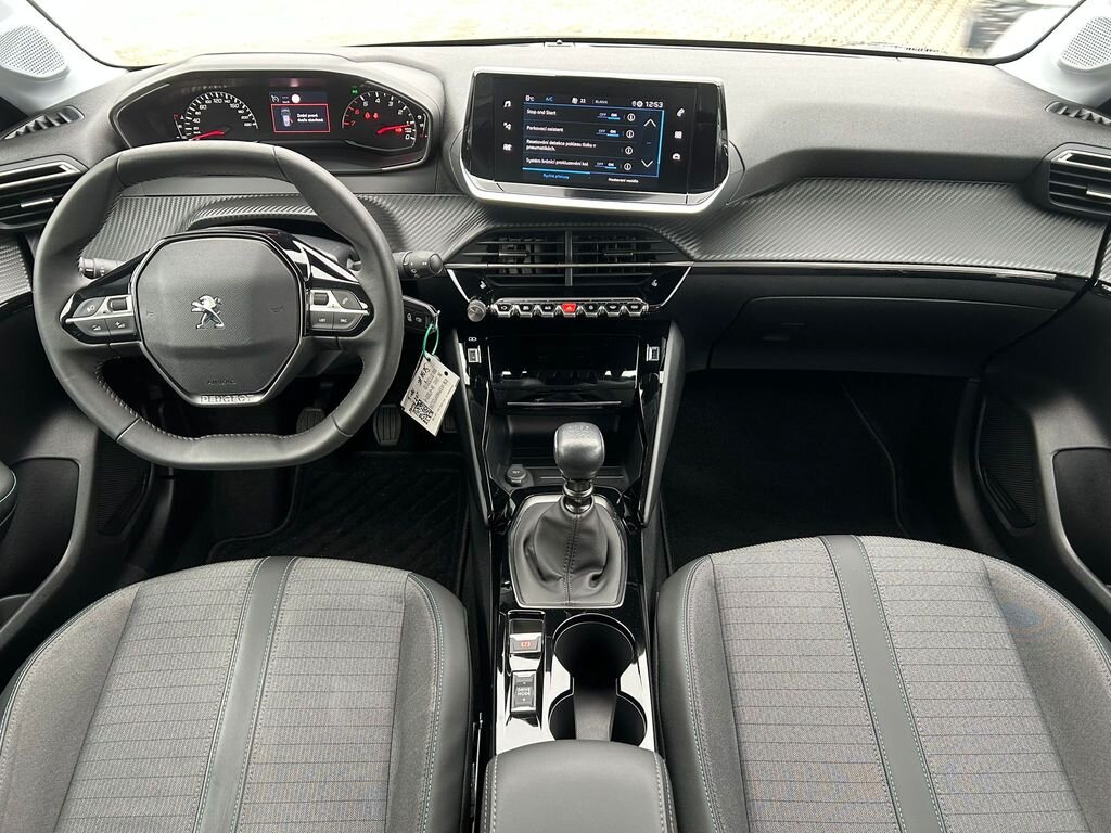 Peugeot 208 Hatchback 1,2 l 74 kw