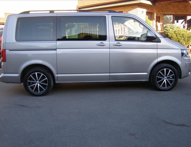 Volkswagen Multivan MPV 2,0 l 132 kw