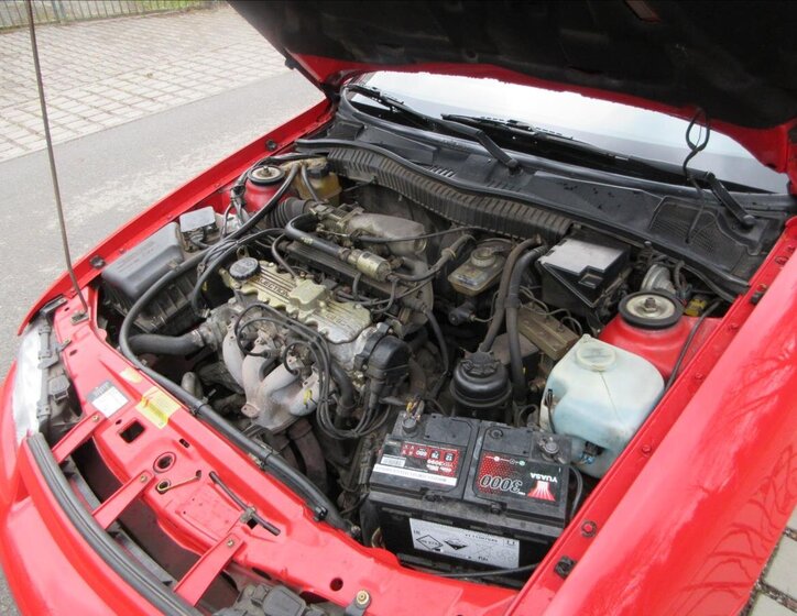 Opel Calibra Kupé 2,0 l 85 kw