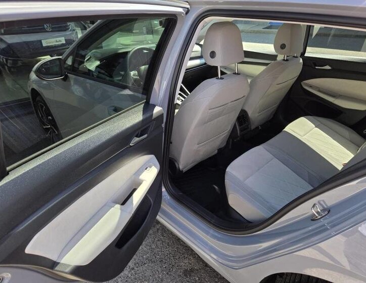 Volkswagen Golf Kombi 2,0 l 85 kw