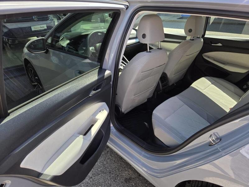 Volkswagen Golf Kombi 2,0 l 85 kw