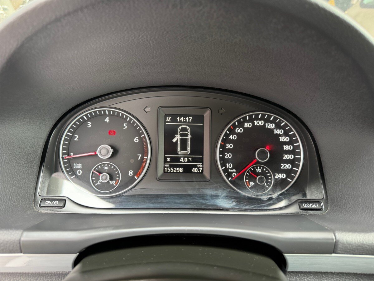 Volkswagen Touran Kombi 1,2 l 77 kw