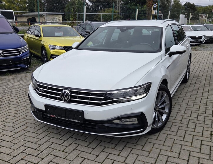 Volkswagen Passat 1