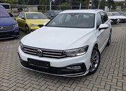 Volkswagen Passat 1