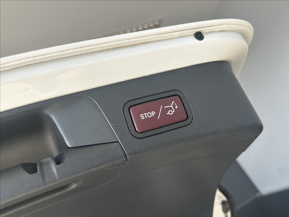 Mercedes-Benz Třídy C Kombi 2,1 l 125 kw