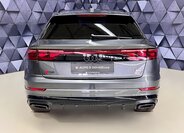 Audi Q8 SUV / Terénní 3,0 l 210 kw