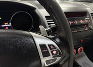 Mitsubishi Outlander SUV / Terénní 2,2 l 115 kw