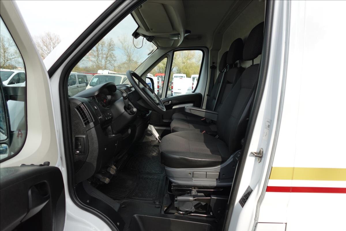 Peugeot Boxer Ostatní 2,2 l 121 kw