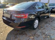 Škoda Superb Sedan / Limuzína 1,5 l 110 kw