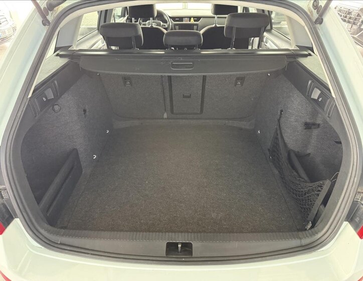 Škoda Octavia Kombi 2,0 l 110 kw