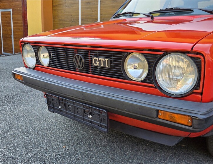 Volkswagen Golf 2