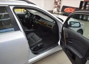 BMW Řada 5 Kombi 3,0 l 170 kw