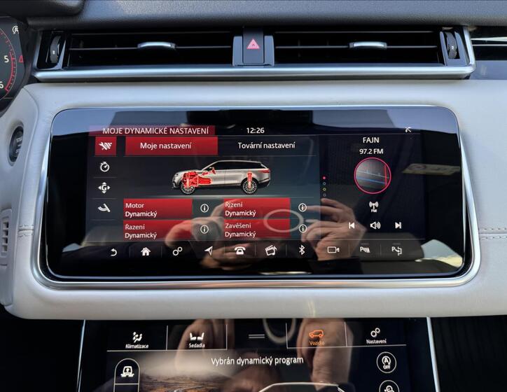 Land Rover Range Rover Velar 19