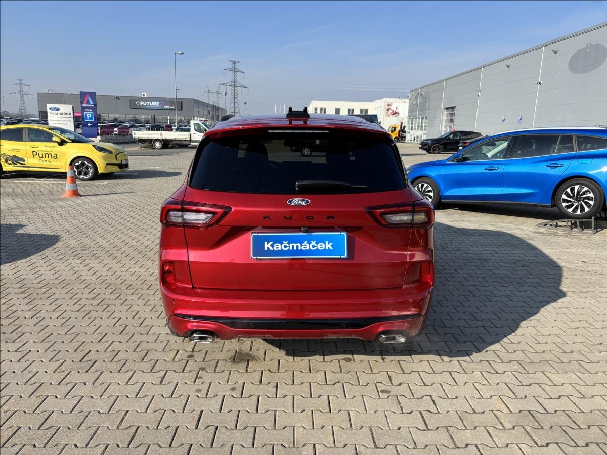 Ford Kuga SUV / Terénní 1,5 l 110 kw
