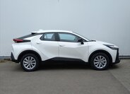 Toyota C-HR 2