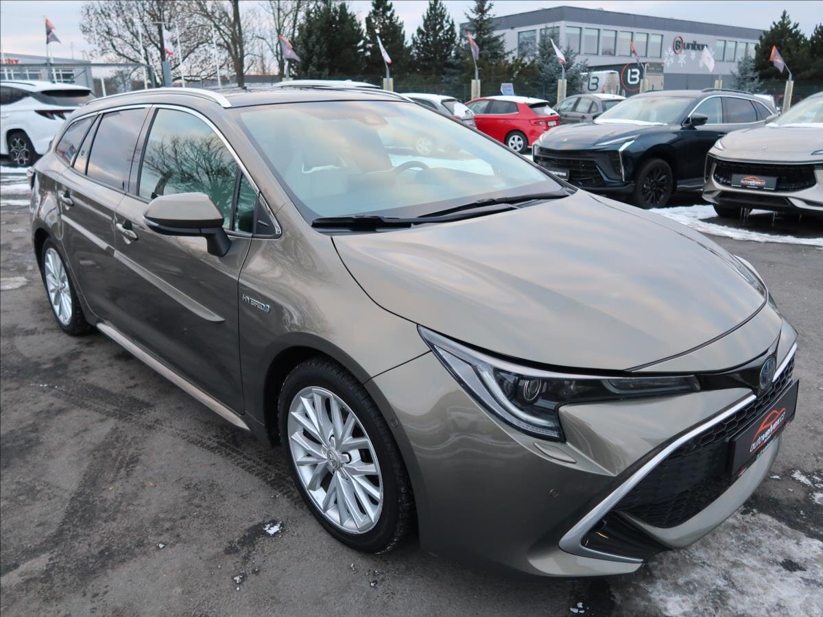 Toyota Corolla Kombi 2,0 l 132 kw