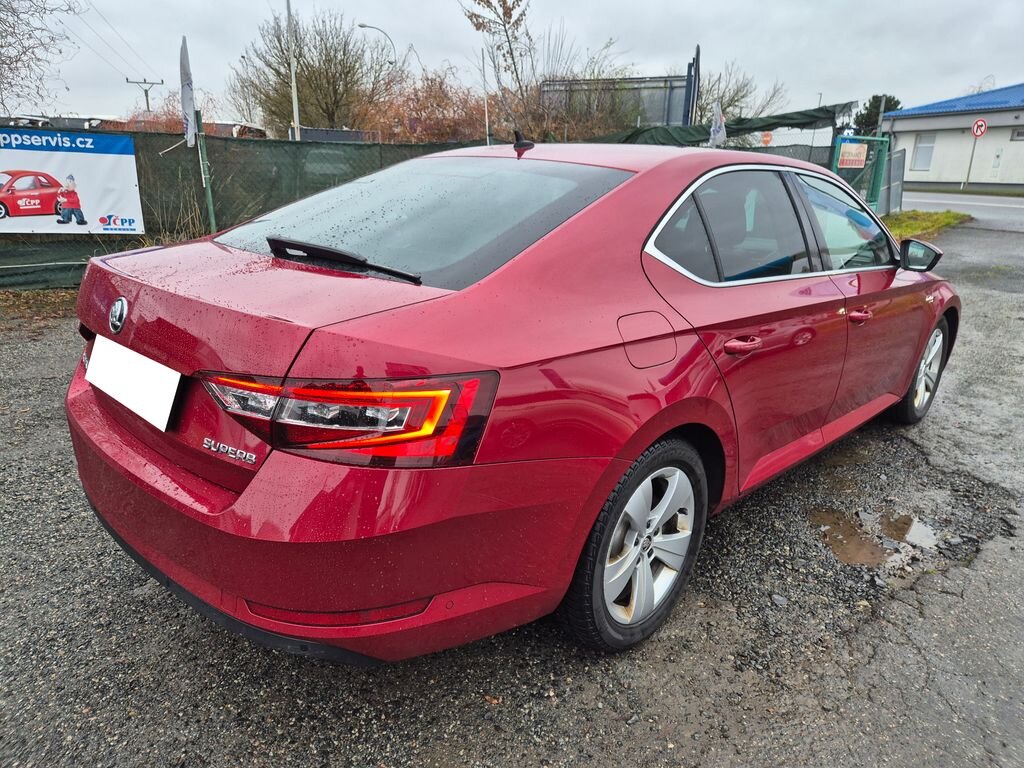 Škoda Superb